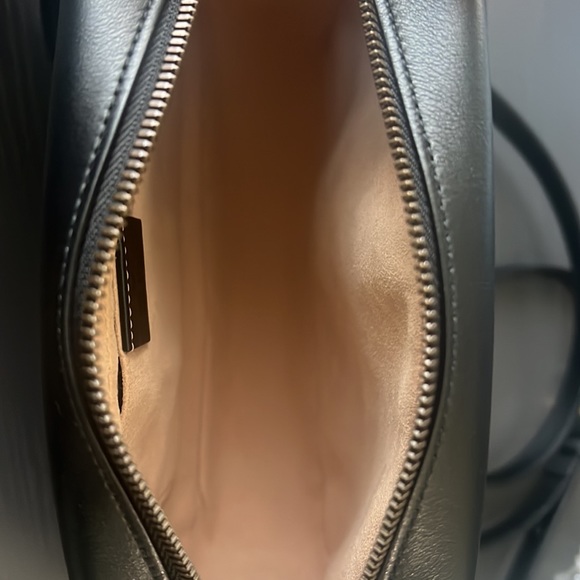 Gucci GG Marmont Quilted Small Shoulder Bag - Picture 9 of 15